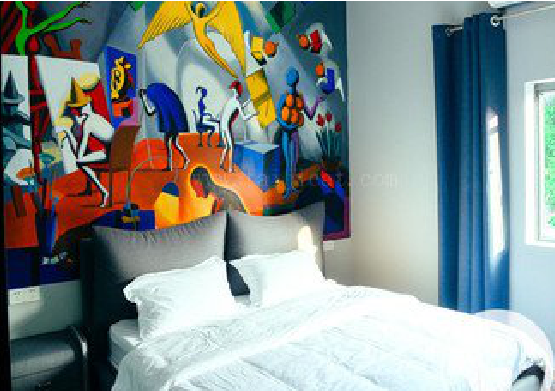 武定对于酒店的墙体彩绘而言更注重哪些方面？